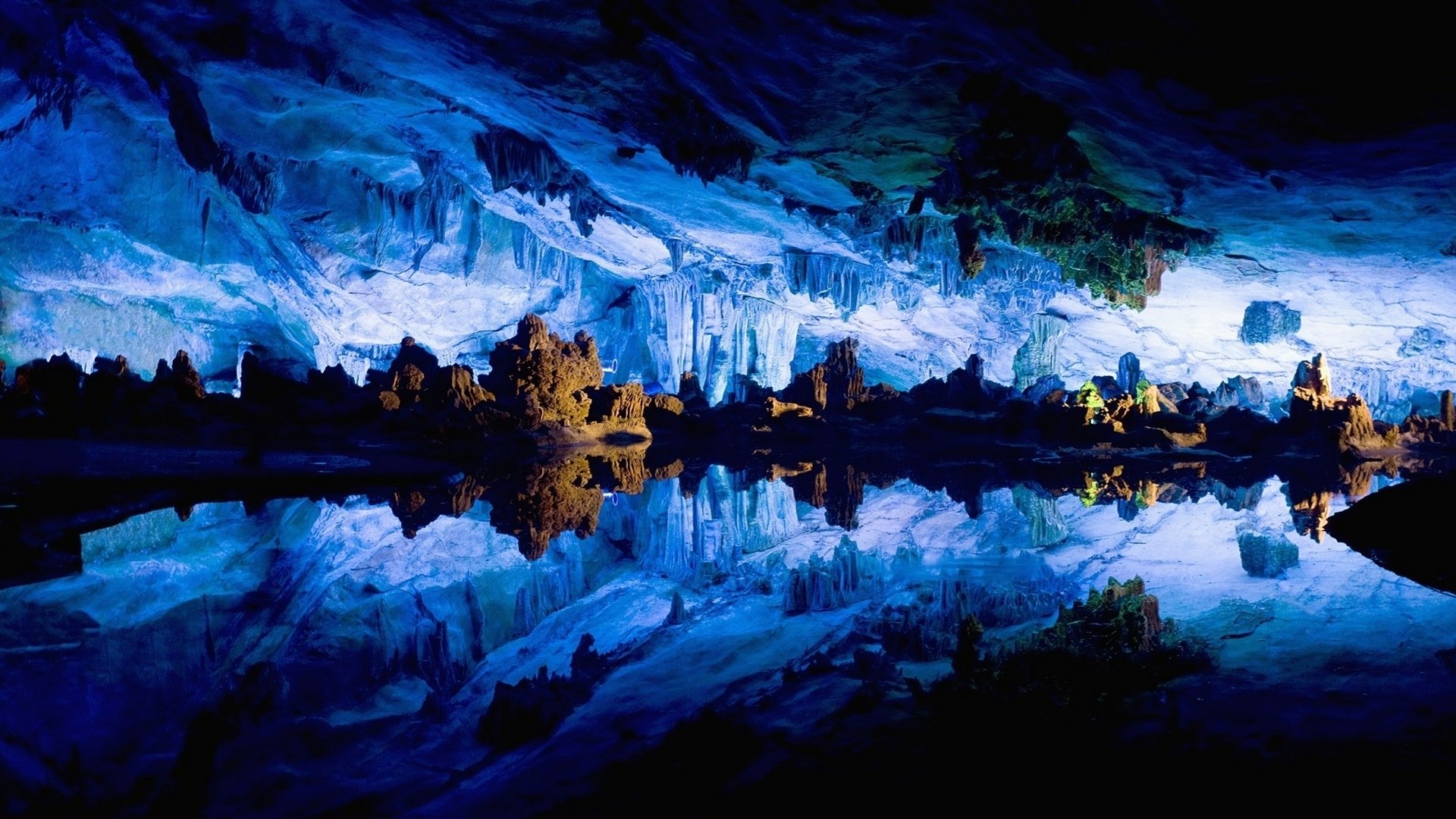 Reed Flute Cave Wallpapers