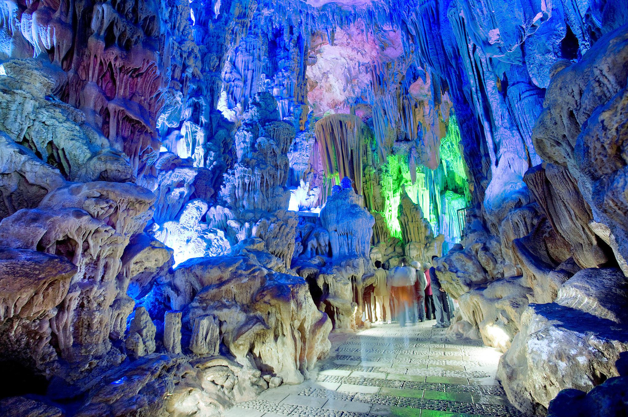 Reed Flute Cave Wallpapers