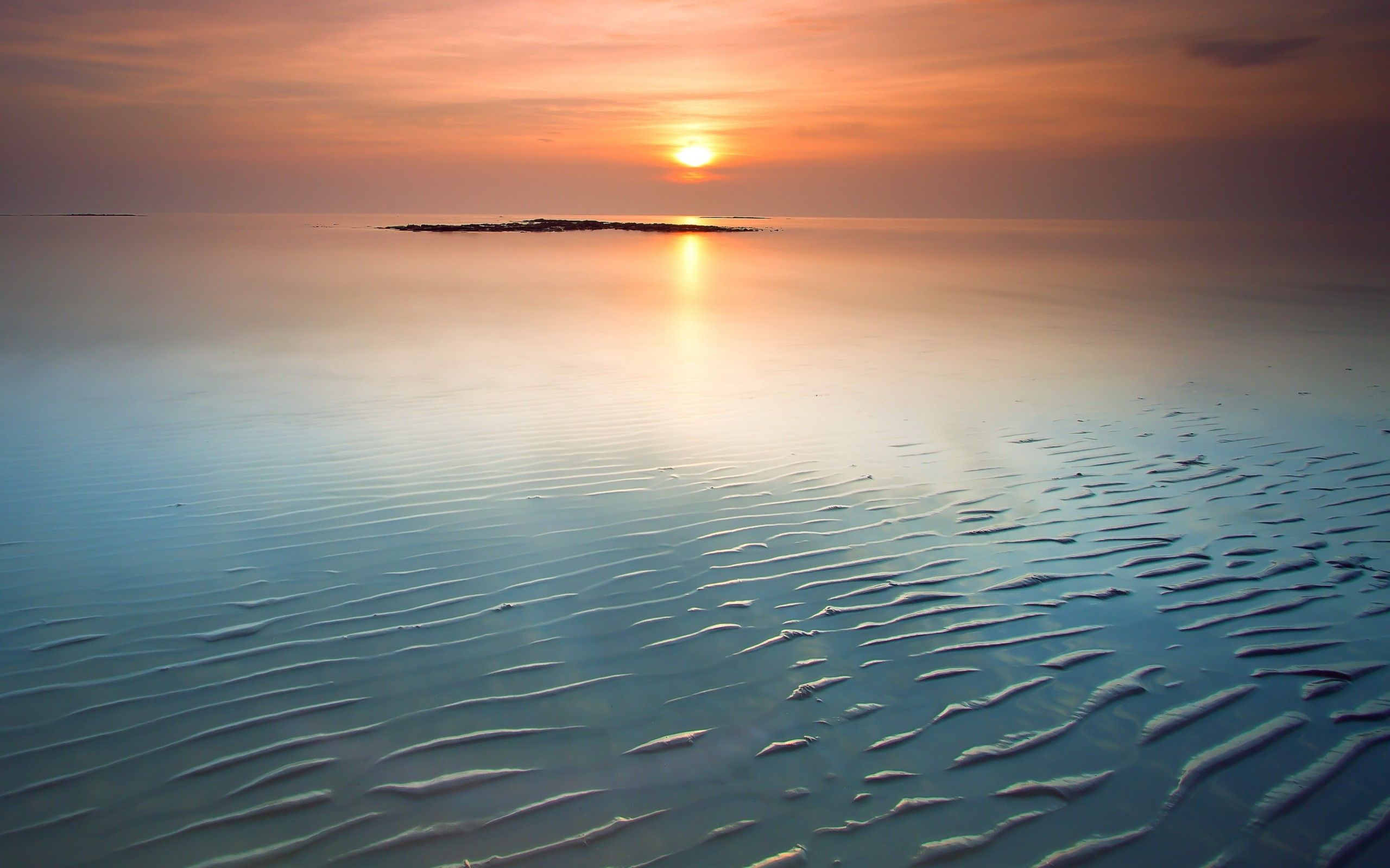 Reflection Of Sunset On Water Wallpapers