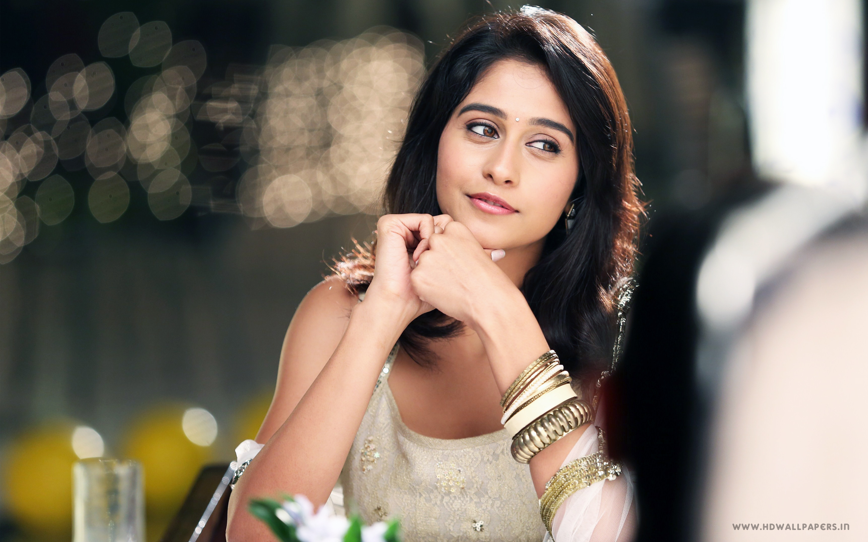 Regina Cassandra Wallpapers