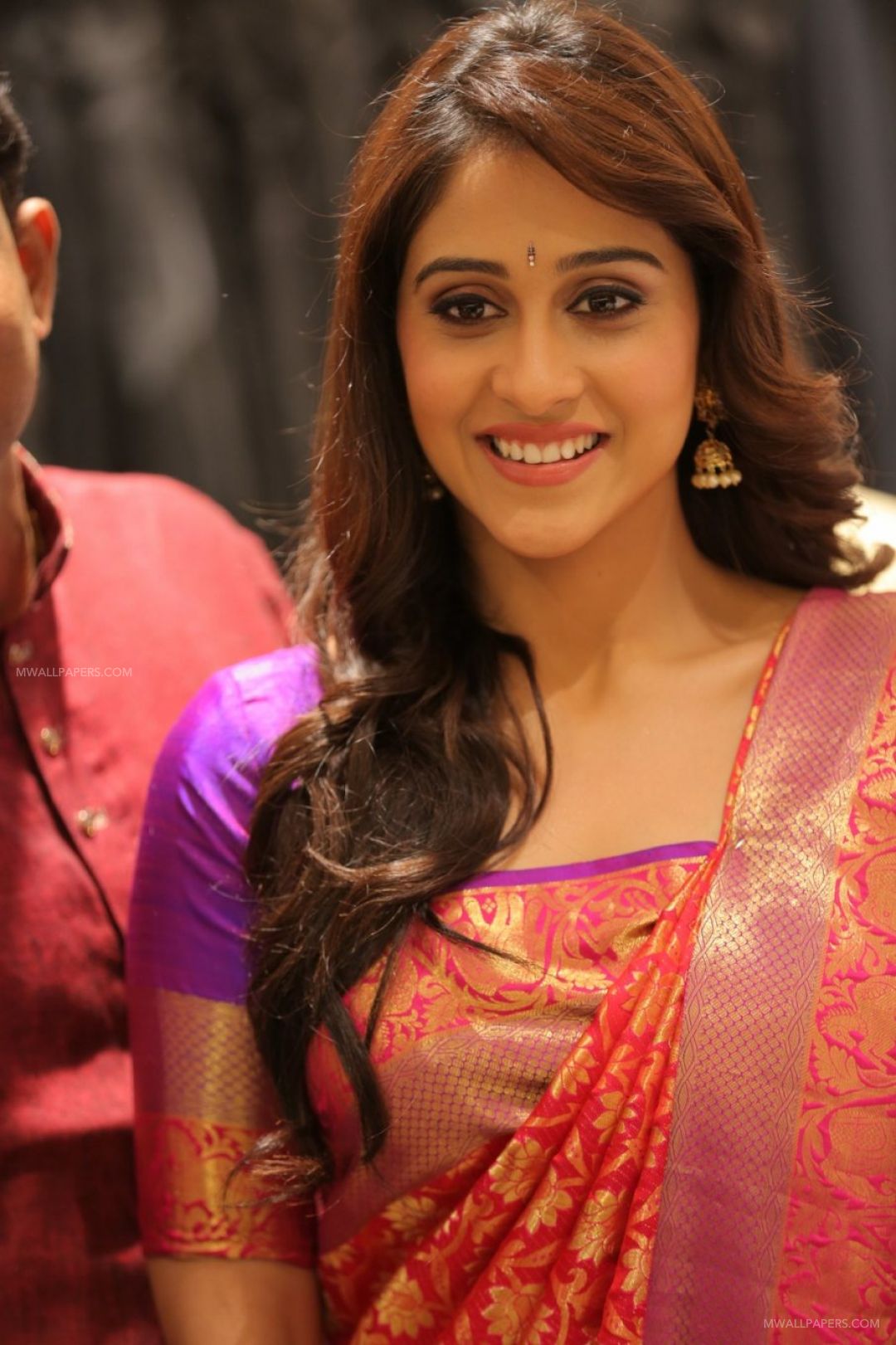 Regina Cassandra Wallpapers