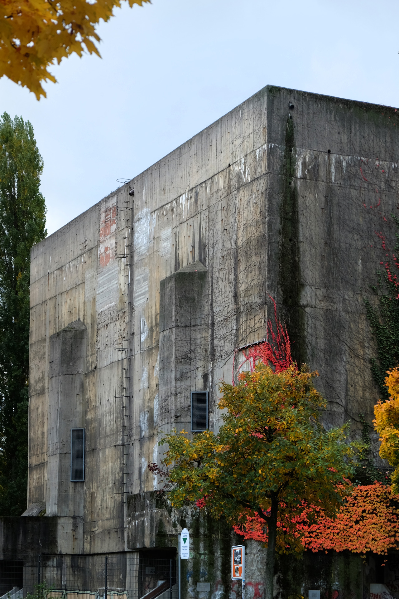 Reichsbahnbunker Wallpapers