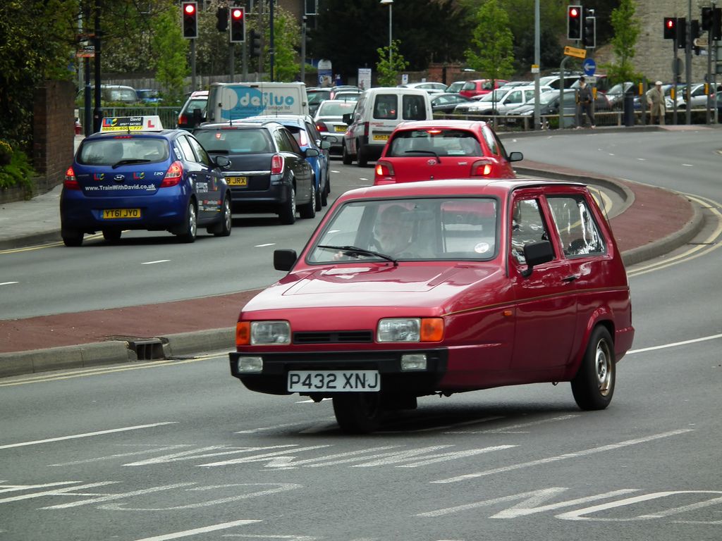 Reliant Robin Wallpapers