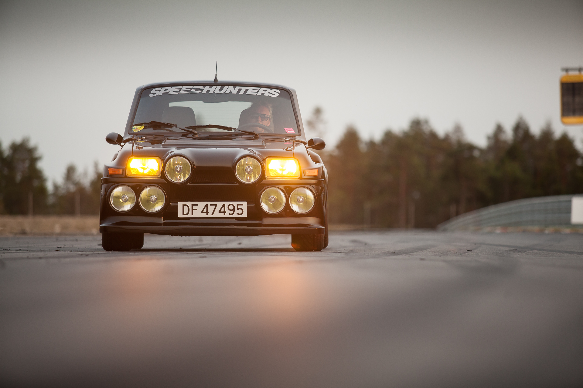 Renault 5 Maxi Turbo Wallpapers