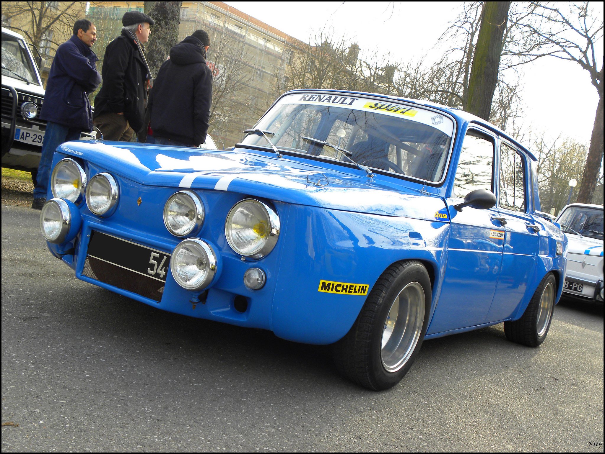 Renault 8 Gordini Wallpapers