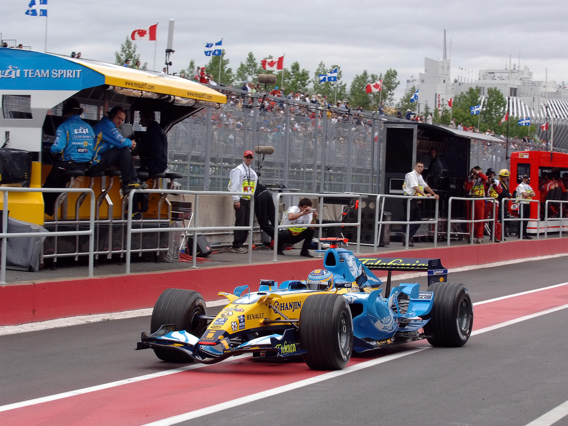 Renault R26 Wallpapers