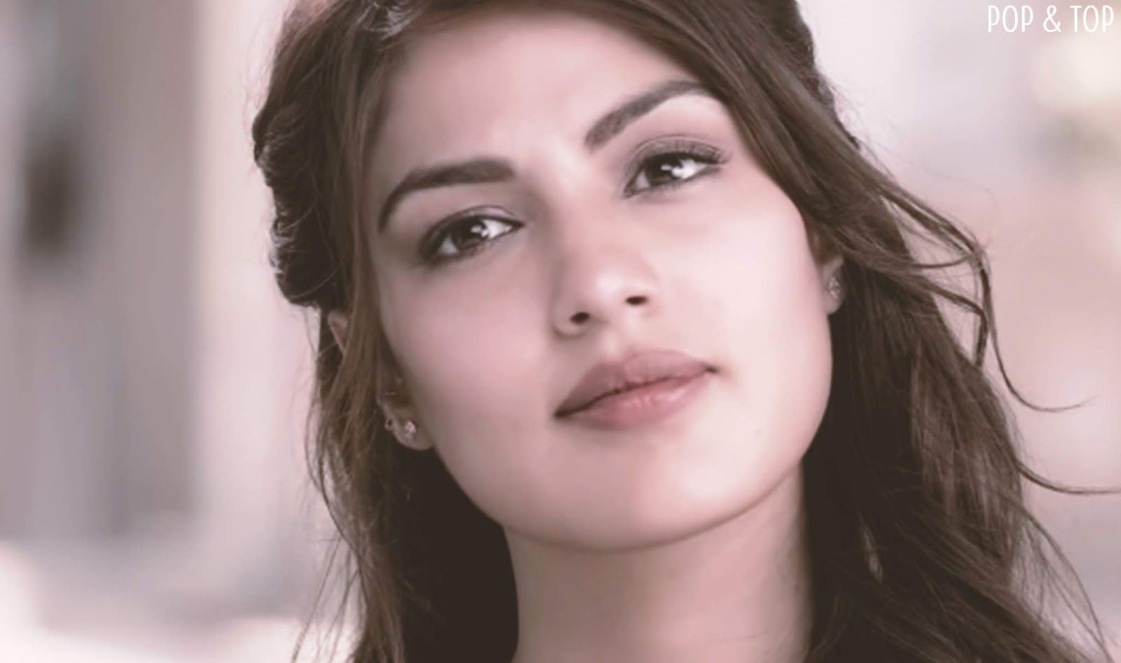 Rhea Chakraborty Images Wallpapers