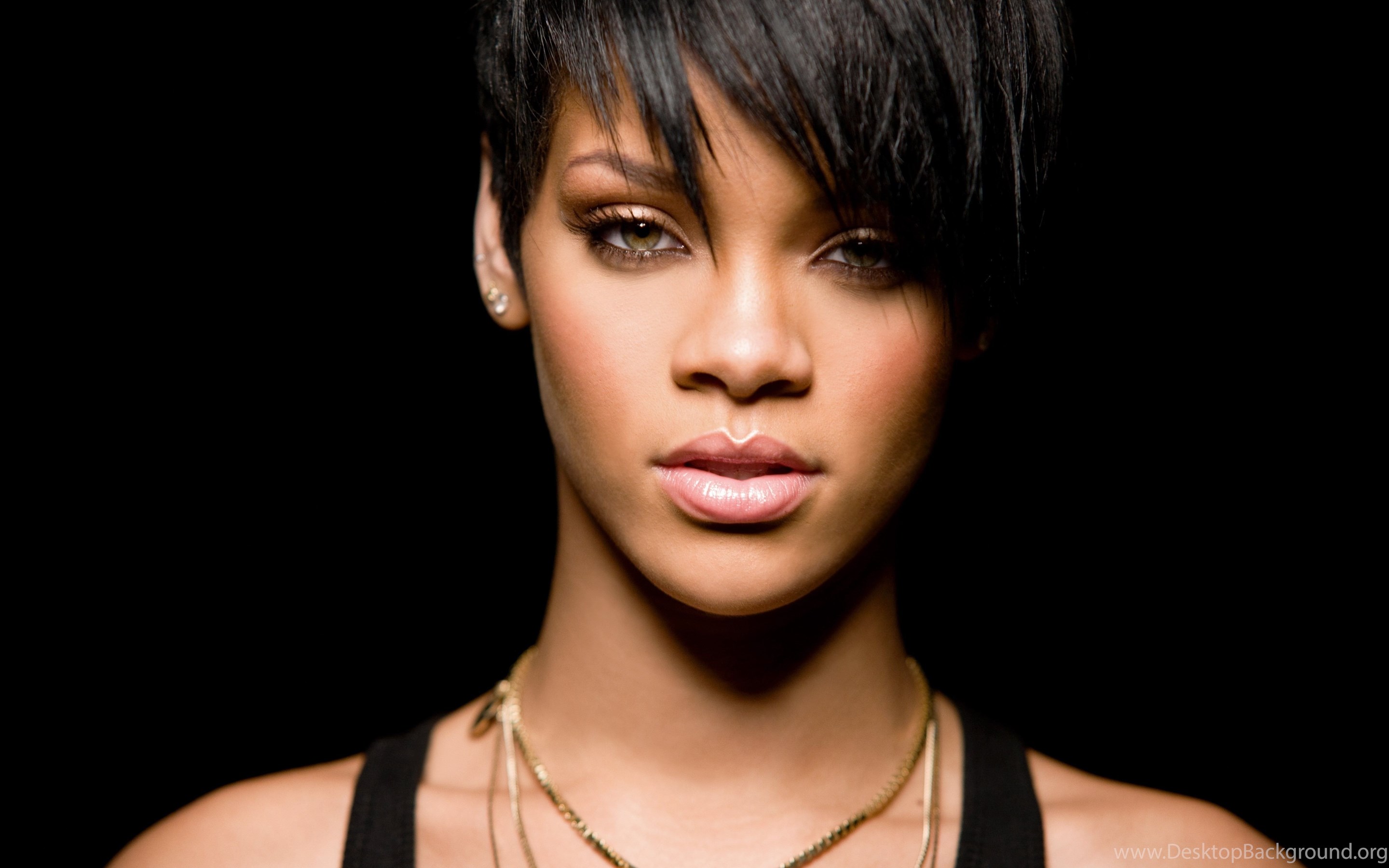 rihanna, face, singer Wallpapers