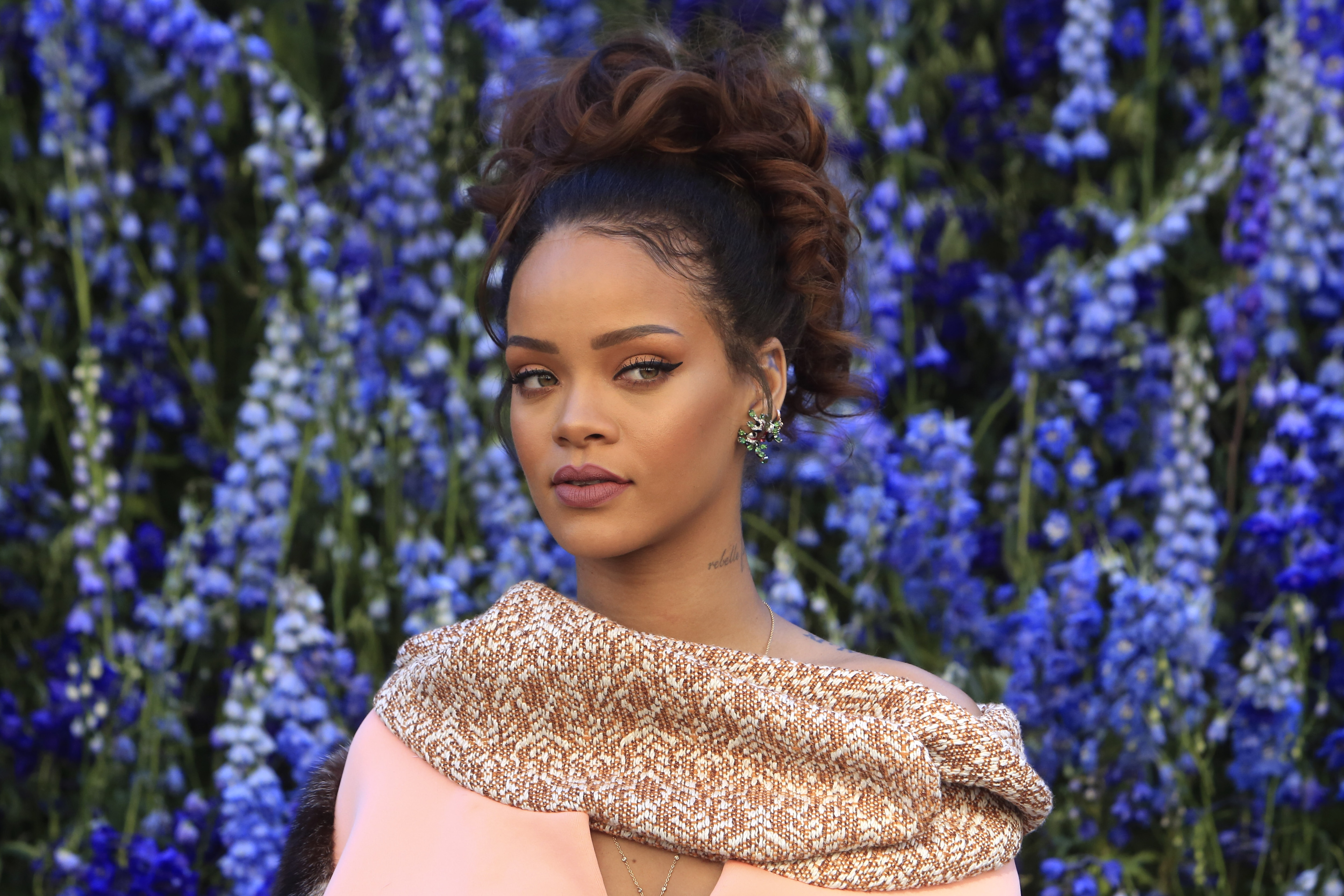 rihanna, grammy, 2015 Wallpapers