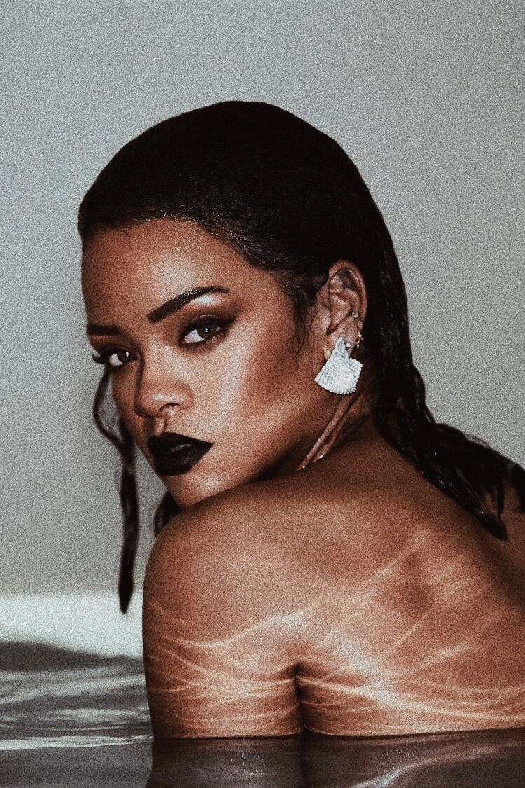 Rihanna Aesthetic Wallpapers