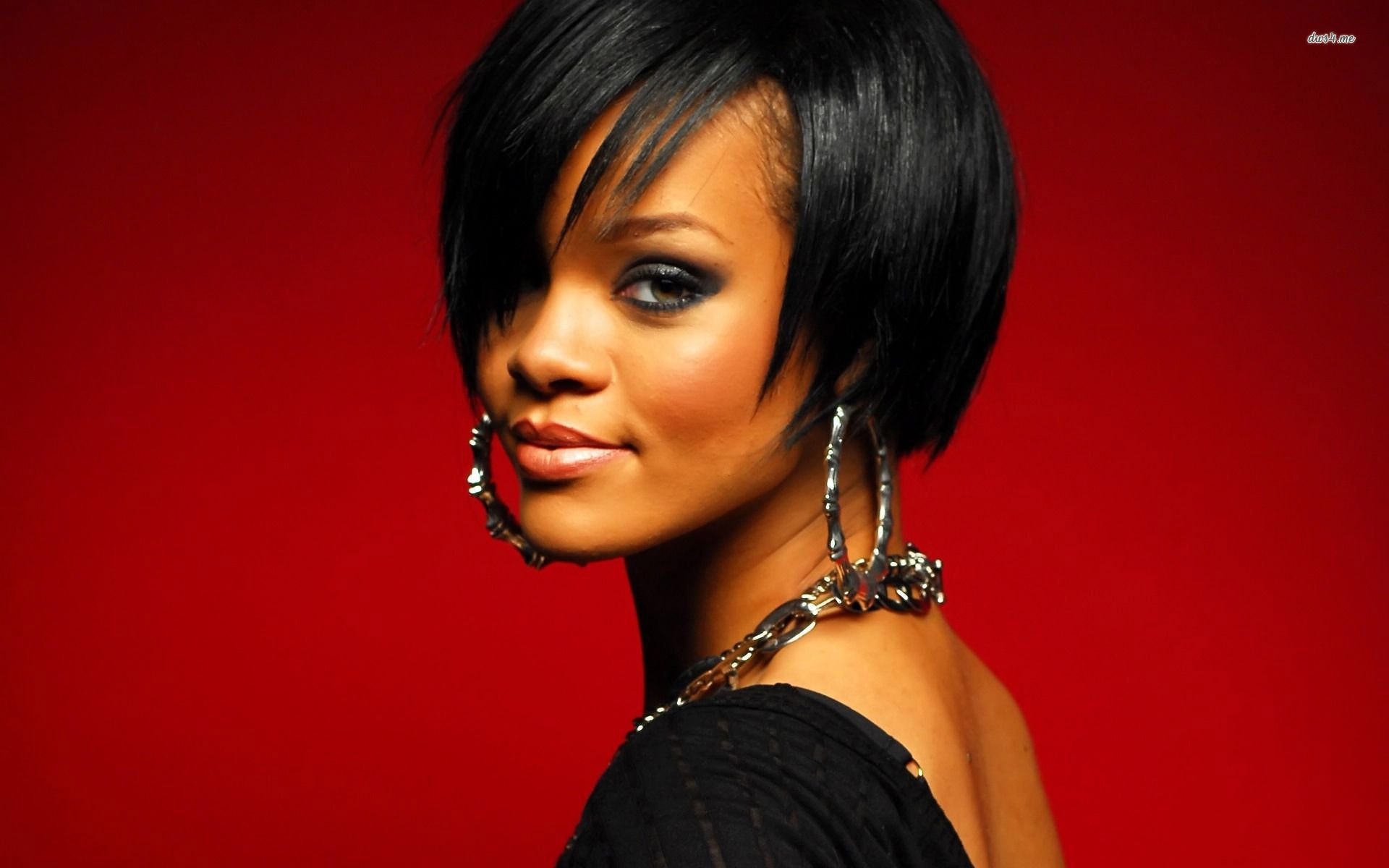 Rihanna In Short Haircut Wallpapers