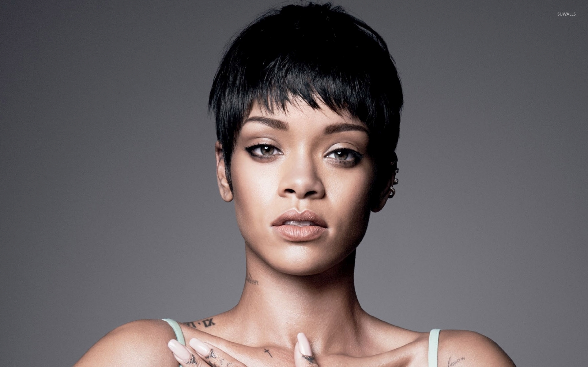 Rihanna In Short Haircut Wallpapers