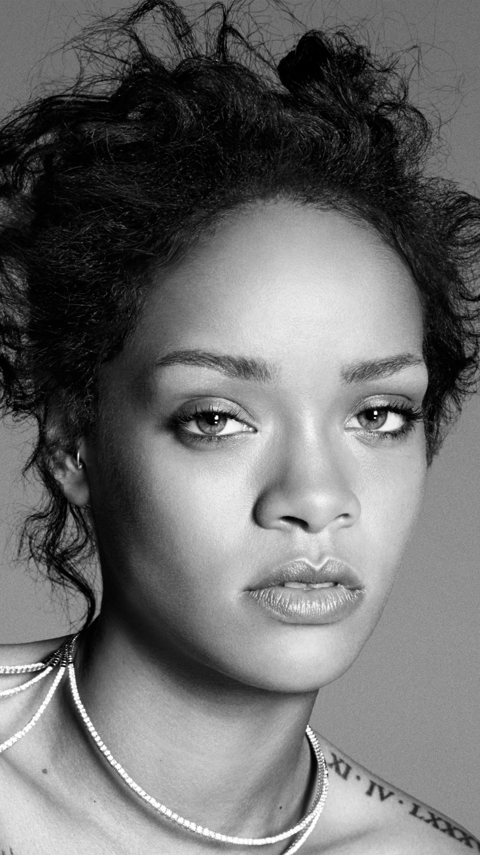 Rihanna Monochrome Wallpapers