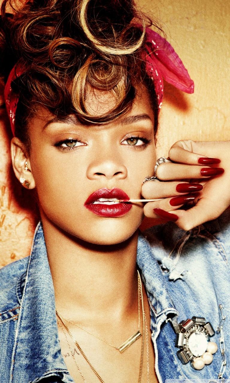 Rihanna Phone Wallpapers