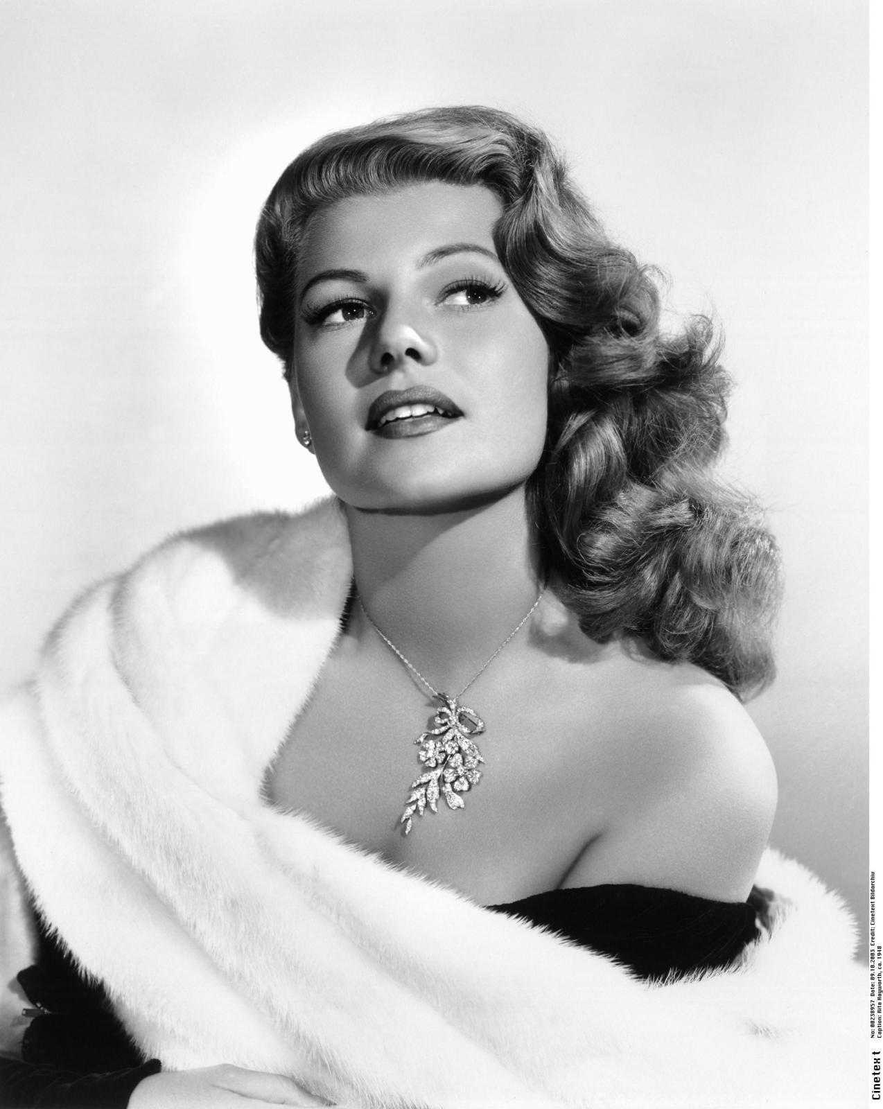 Rita Hayworth Wallpapers