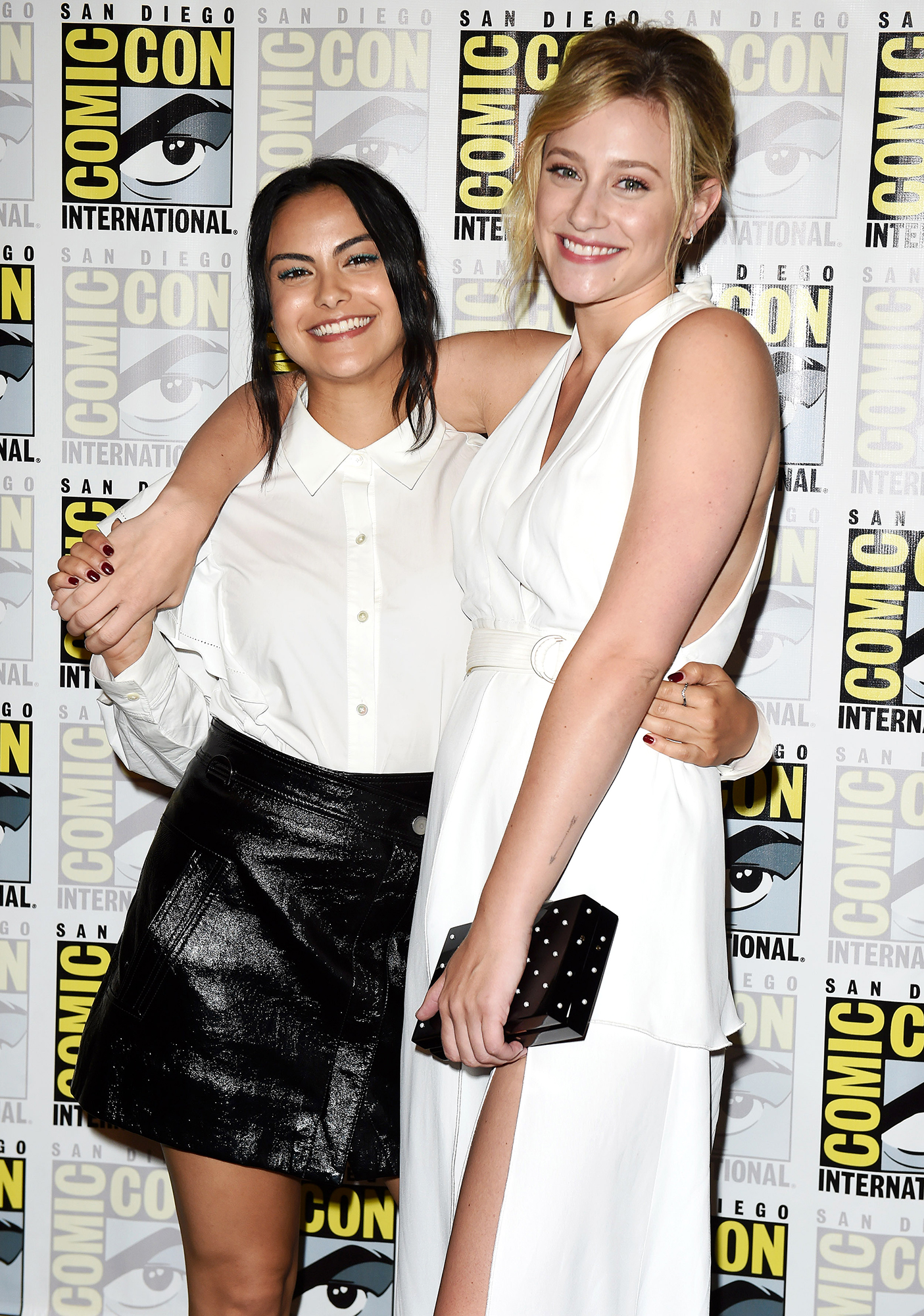 Riverdales Lili Reinhart And Camila Mendes Wallpapers