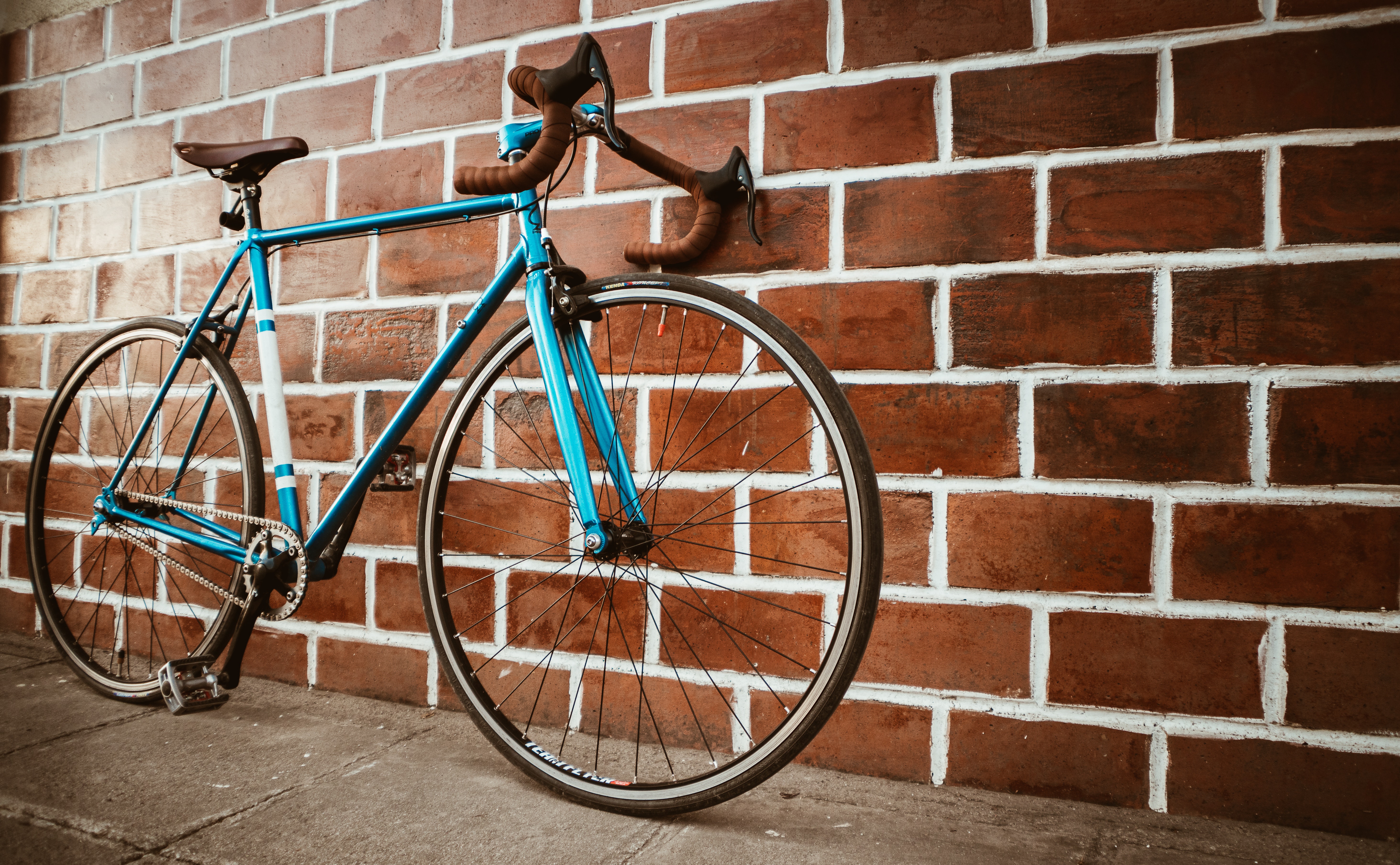 Road Bicycle Wallpapers