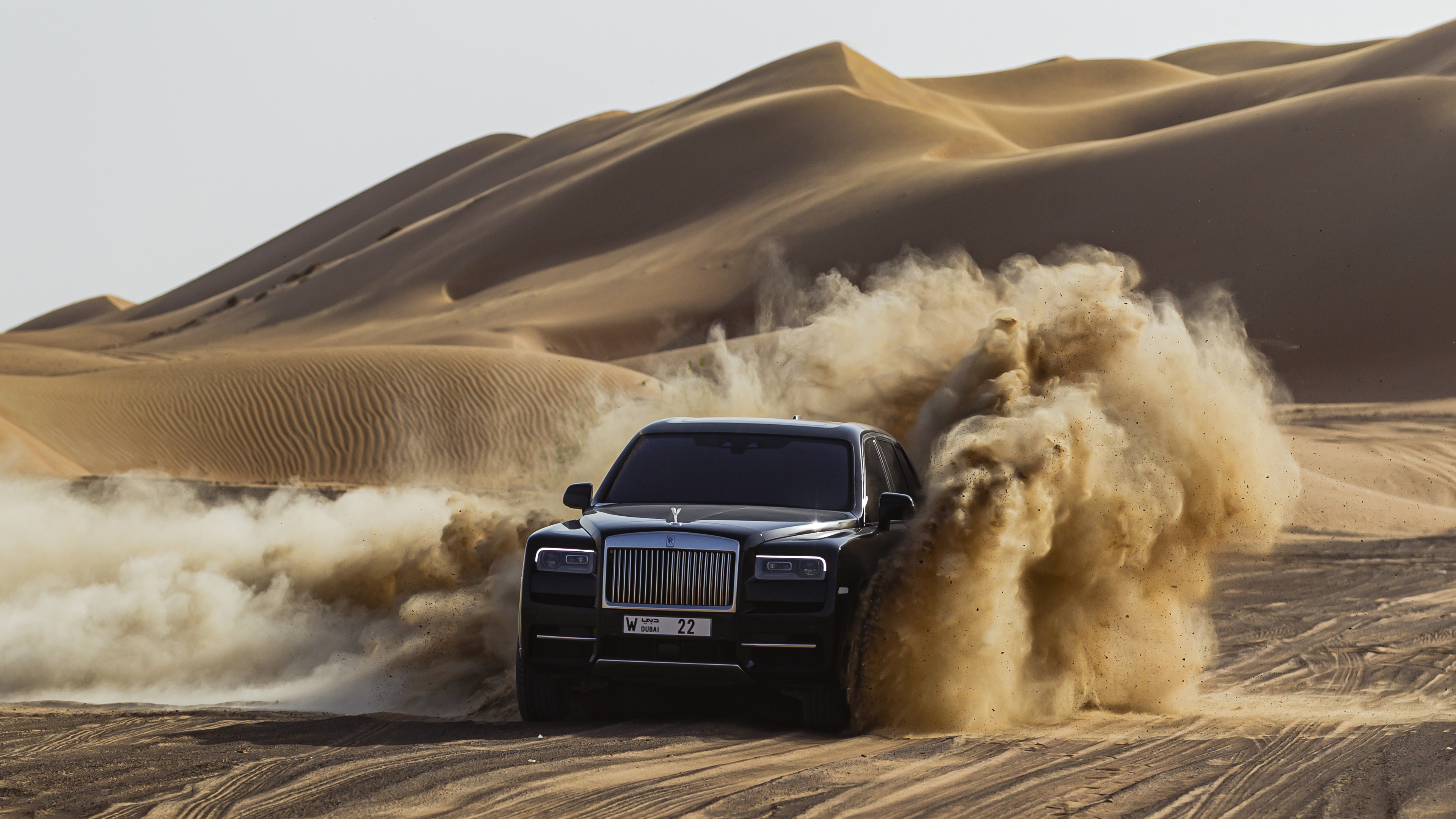 Rolls-Royce Cullinan Wallpapers