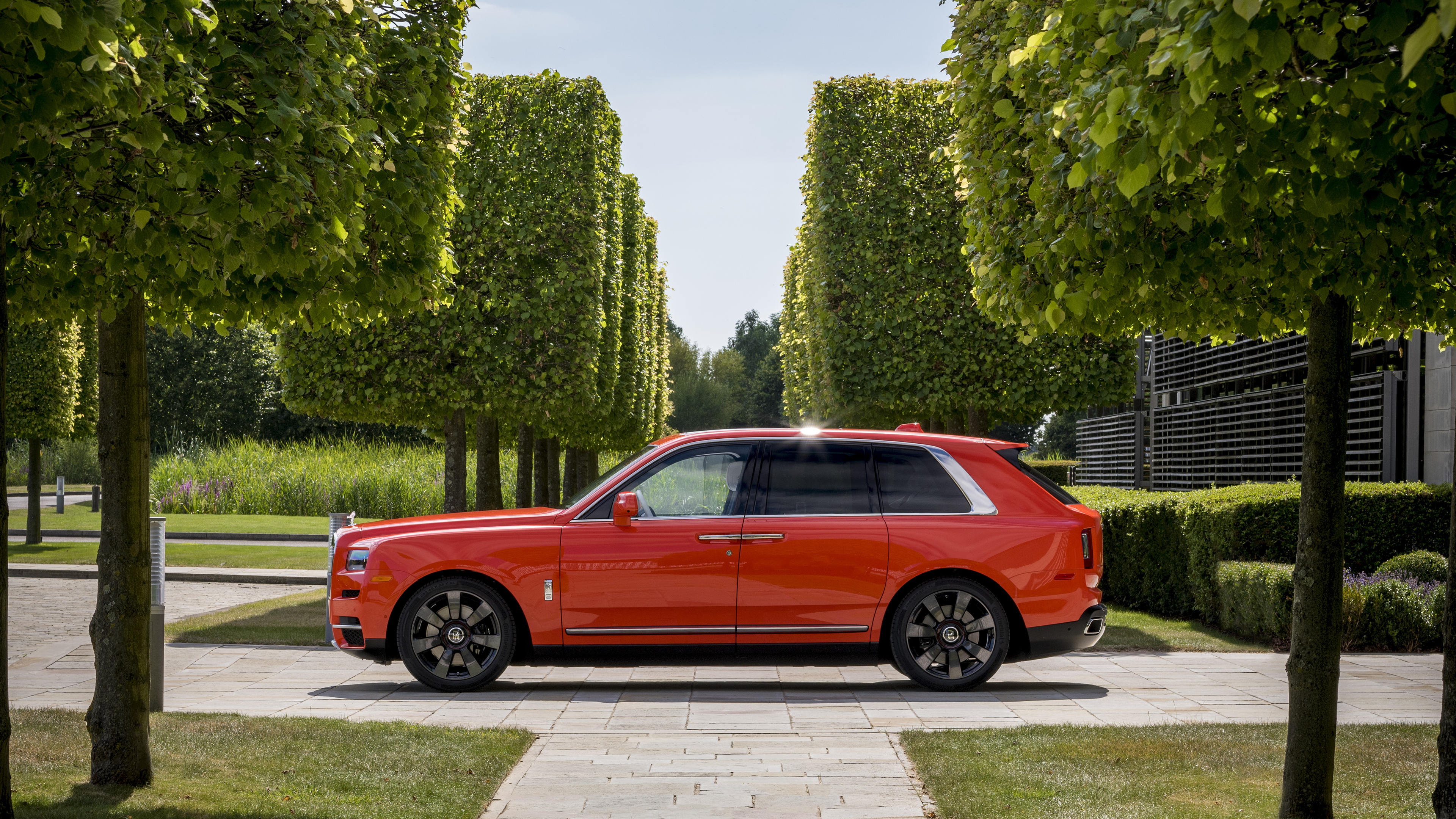 Rolls-Royce Cullinan Wallpapers