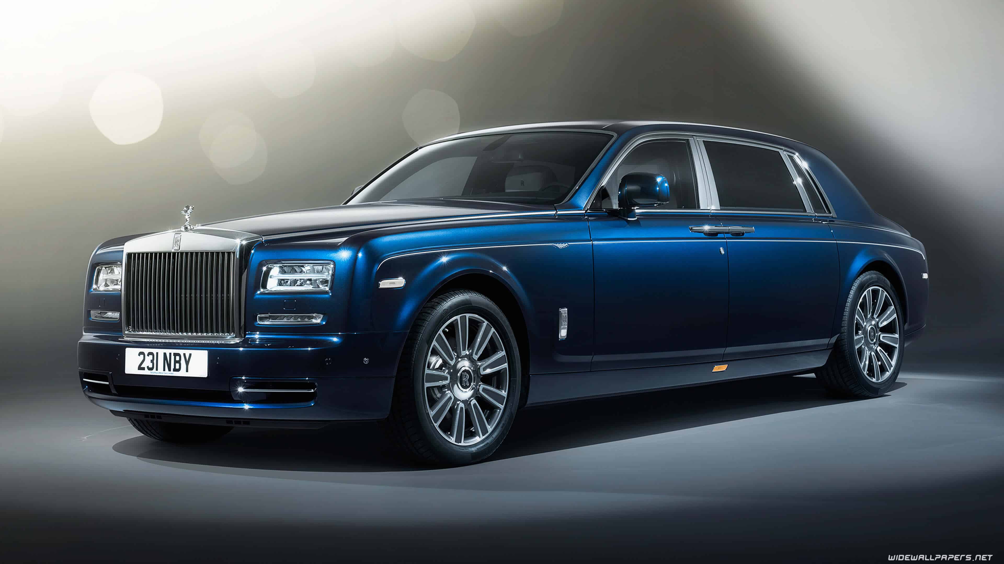 Rolls Royce Phantom 2017 Wallpapers