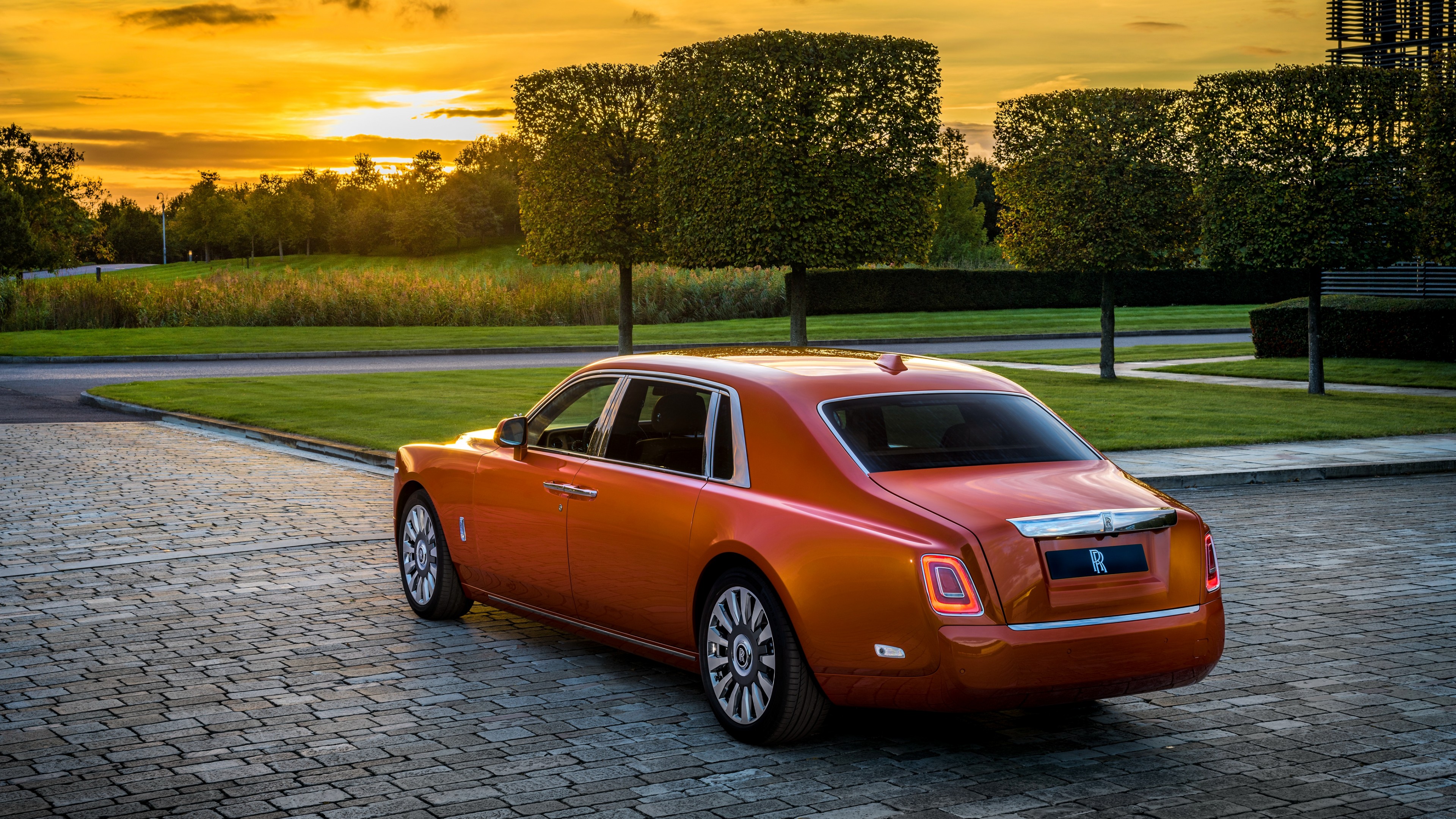 Rolls Royce Phantom 2017 Wallpapers