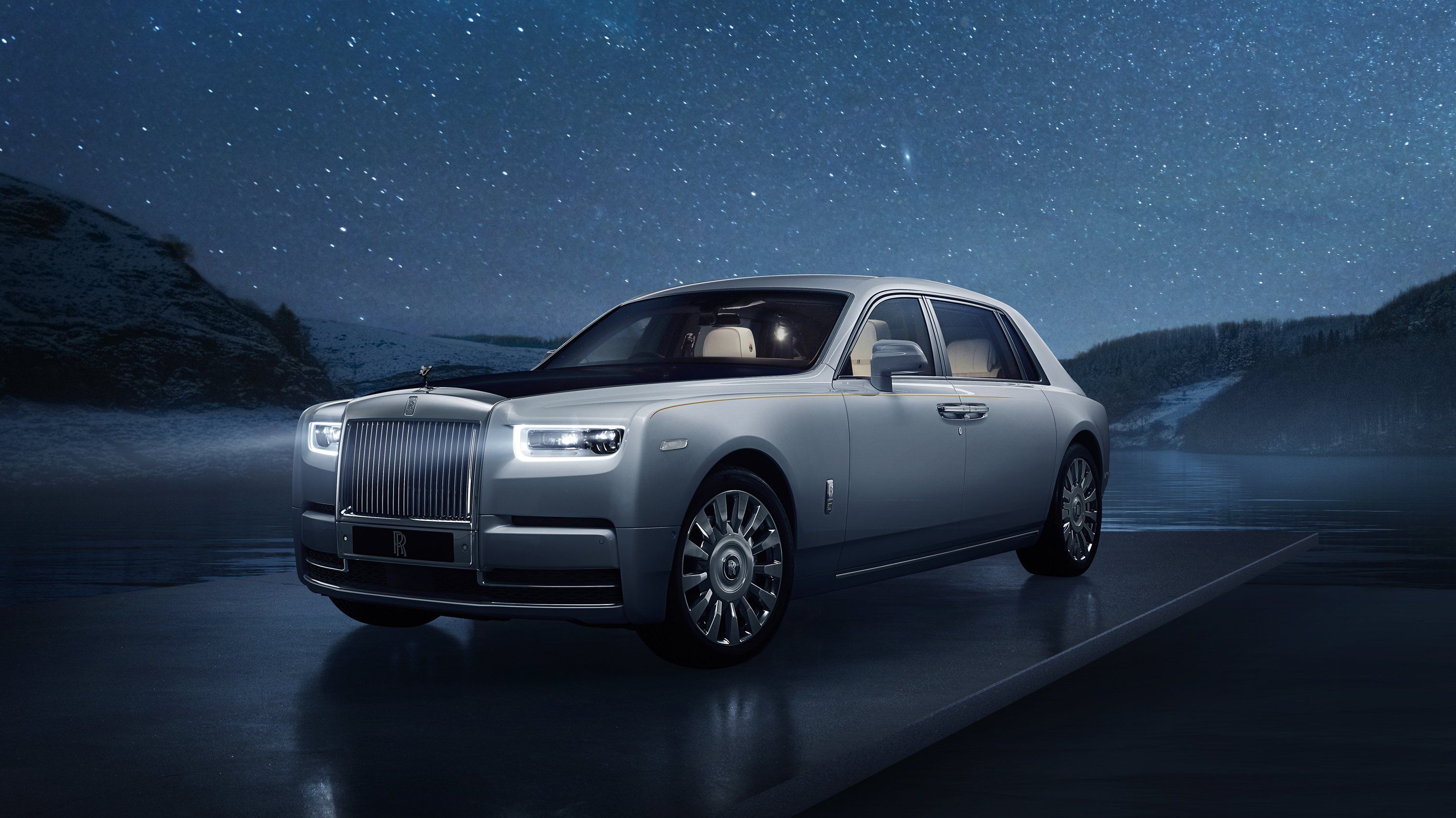 Rolls Royce Phantom 2017 Wallpapers