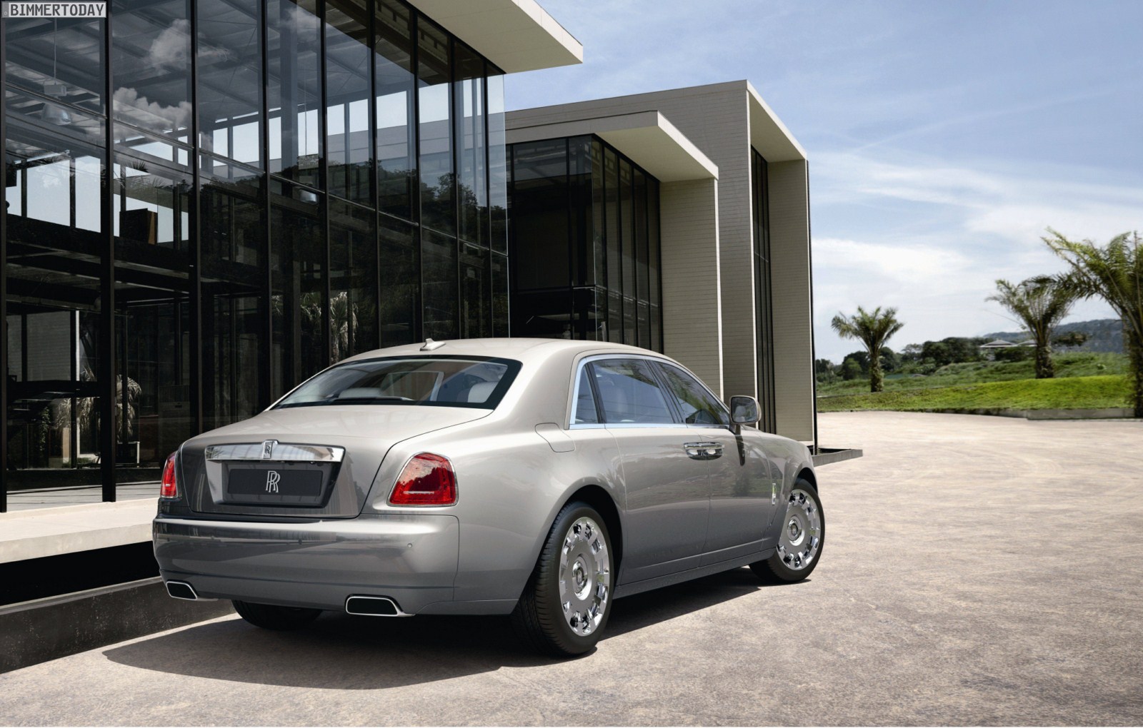 Rolls Royce Phantom Ewb Rear Wallpapers