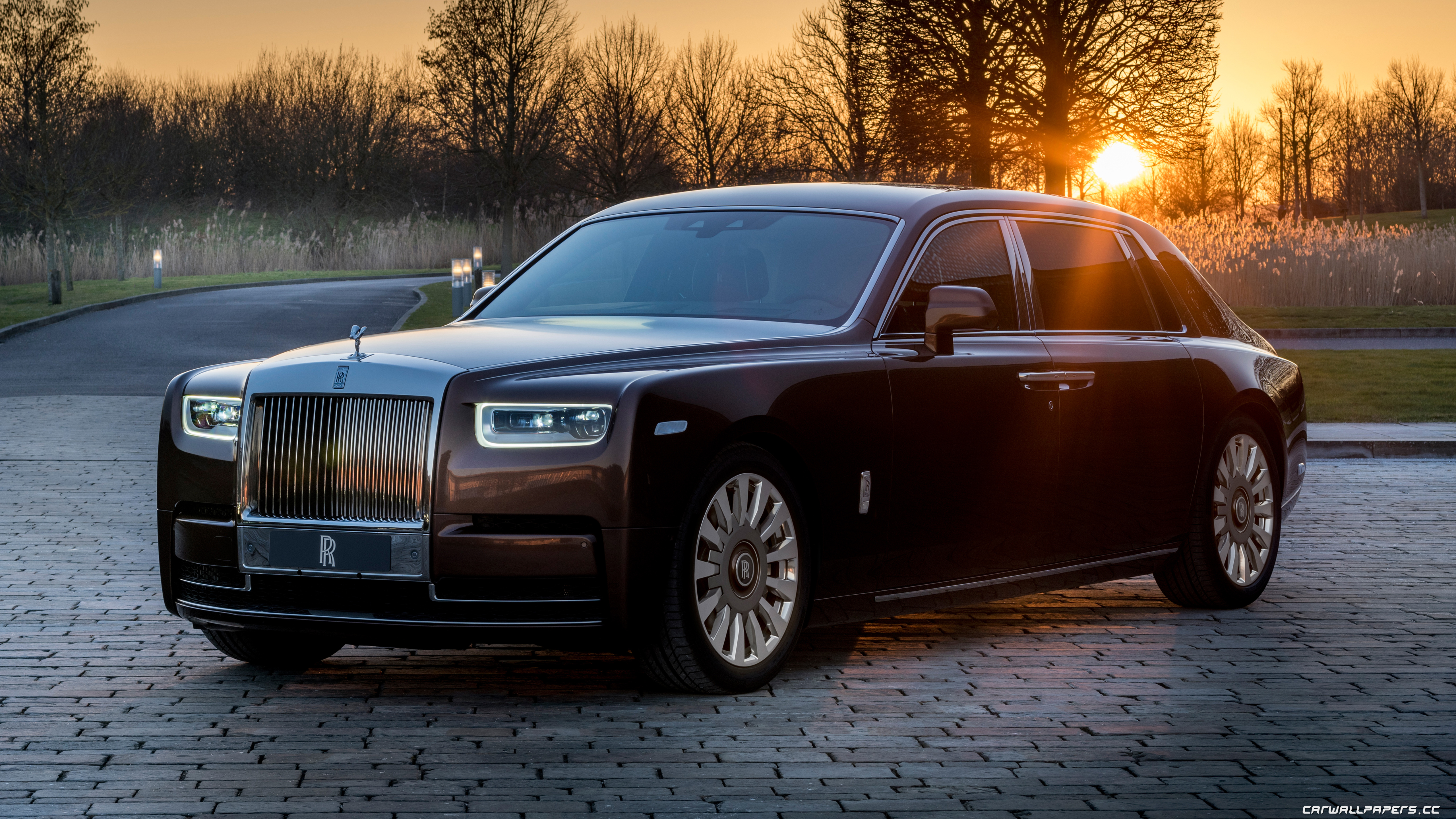 Rolls-Royce Phantom Wallpapers