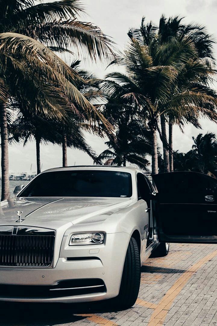 Rolls-Royce Phone Wallpapers