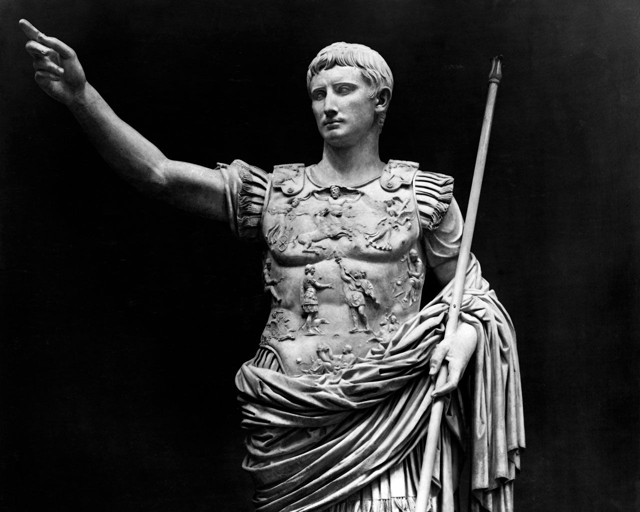 Roman Statue Wallpapers