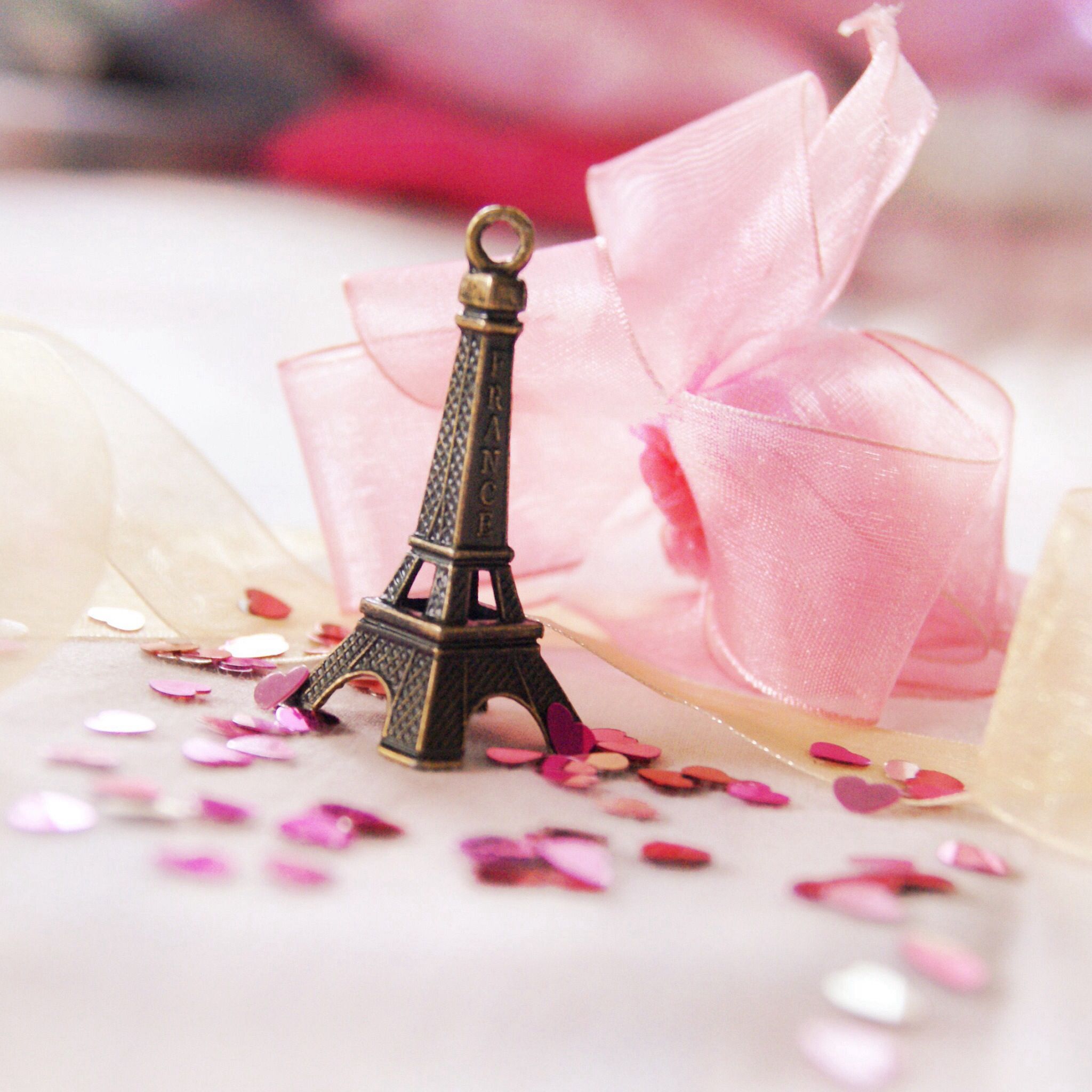 Romantic Paris Wallpapers