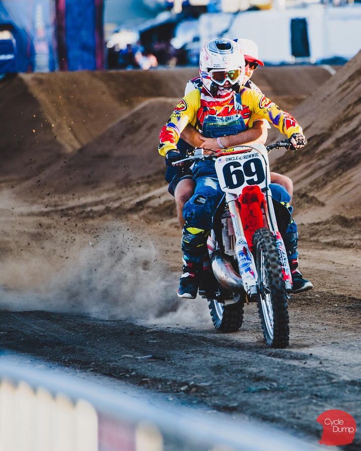 Ronnie Mac Wallpapers