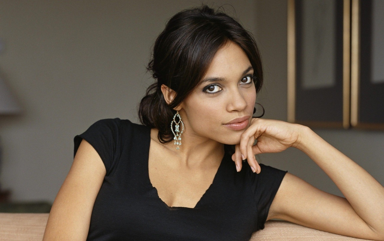 Rosario Dawson Wallpapers