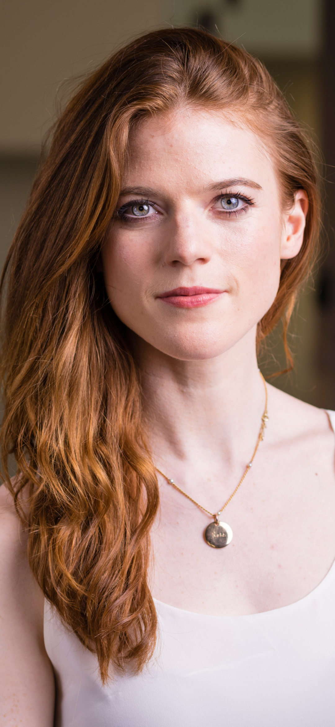 Rose Leslie Face Wallpapers