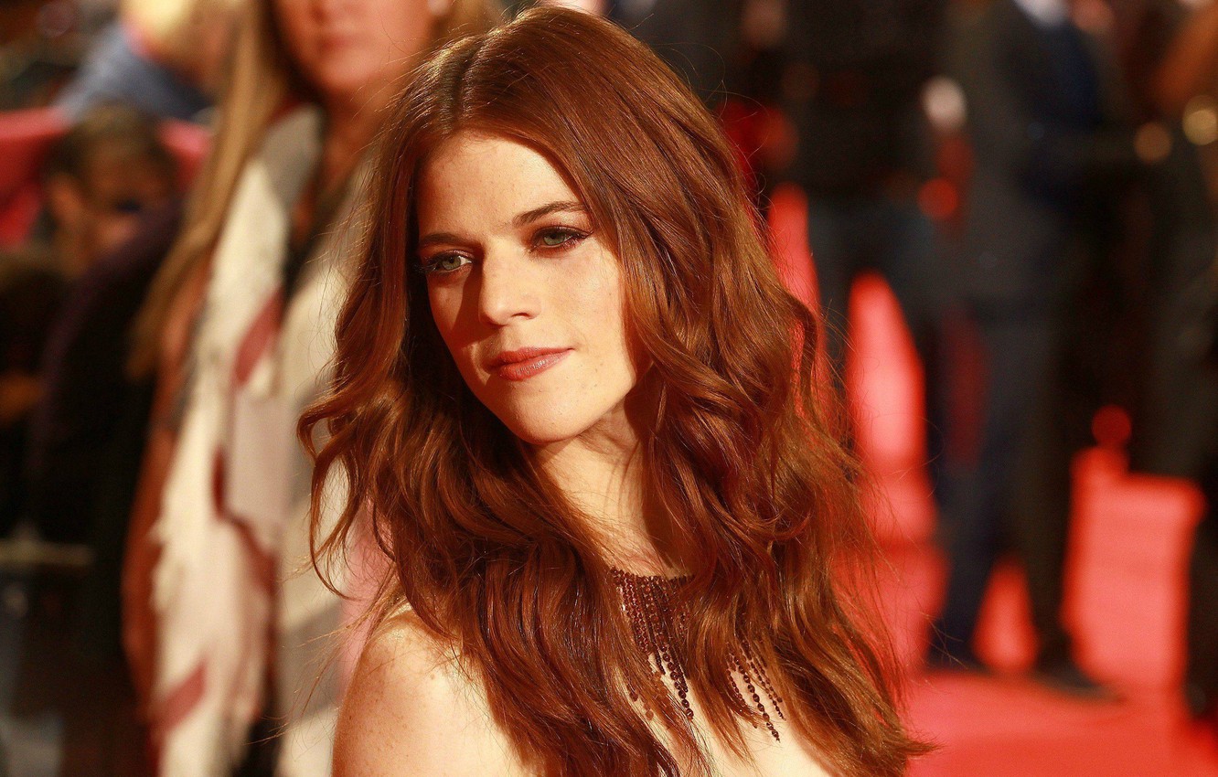 Rose Leslie Smile Wallpapers