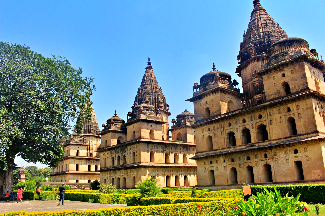 Royal Chhatris Of Orchha Wallpapers