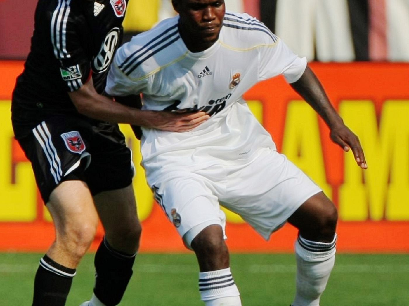 Royston Drenthe Wallpapers