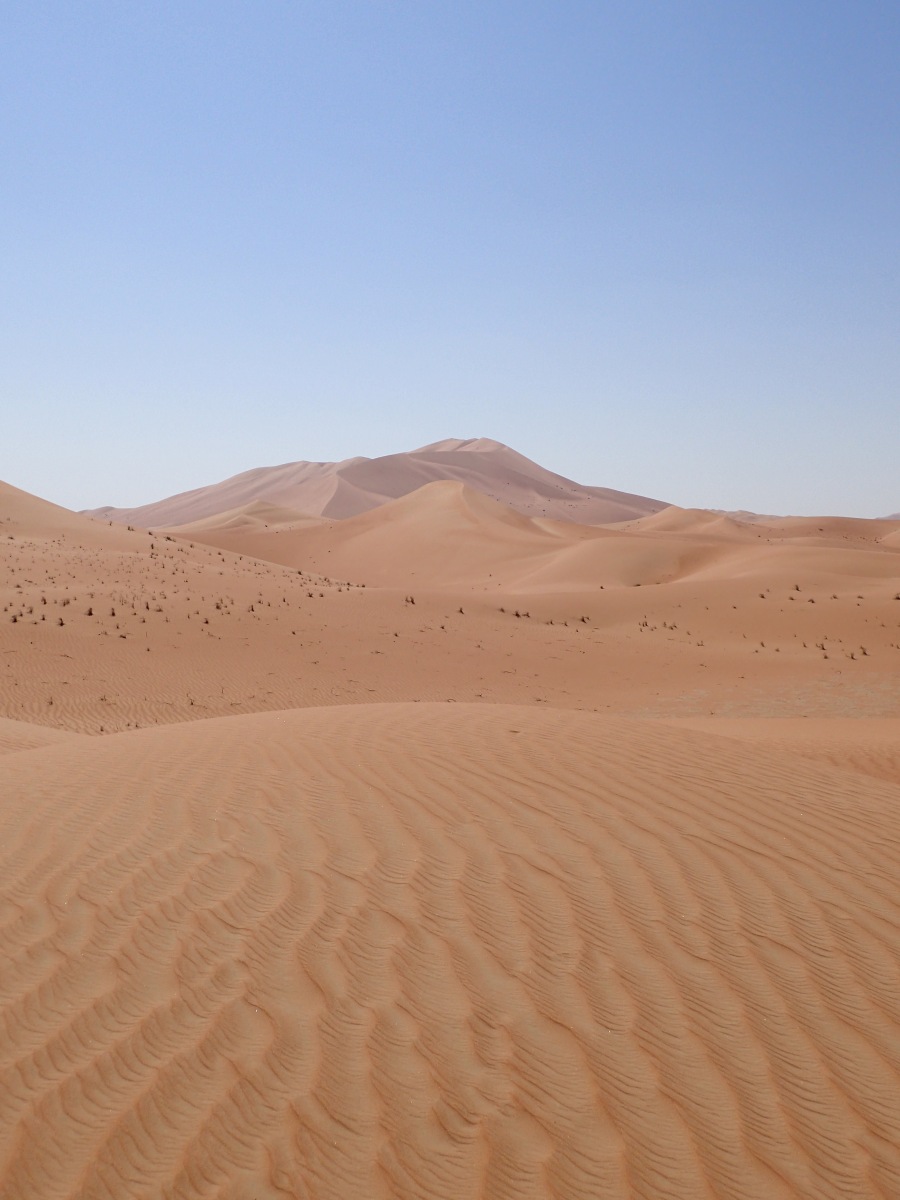 Rub' Al Khali Desert On The Border Of Oman And The Emirate Of Dubai Wallpapers