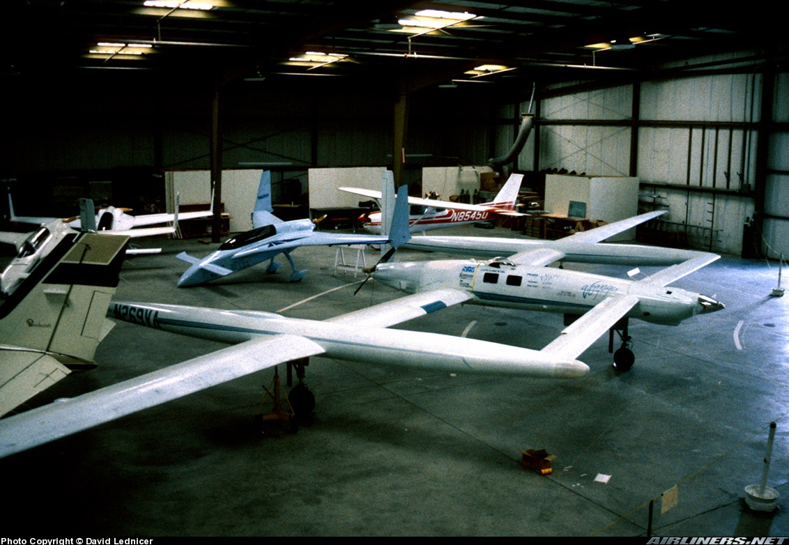 Rutan Model 76 Voyager Wallpapers