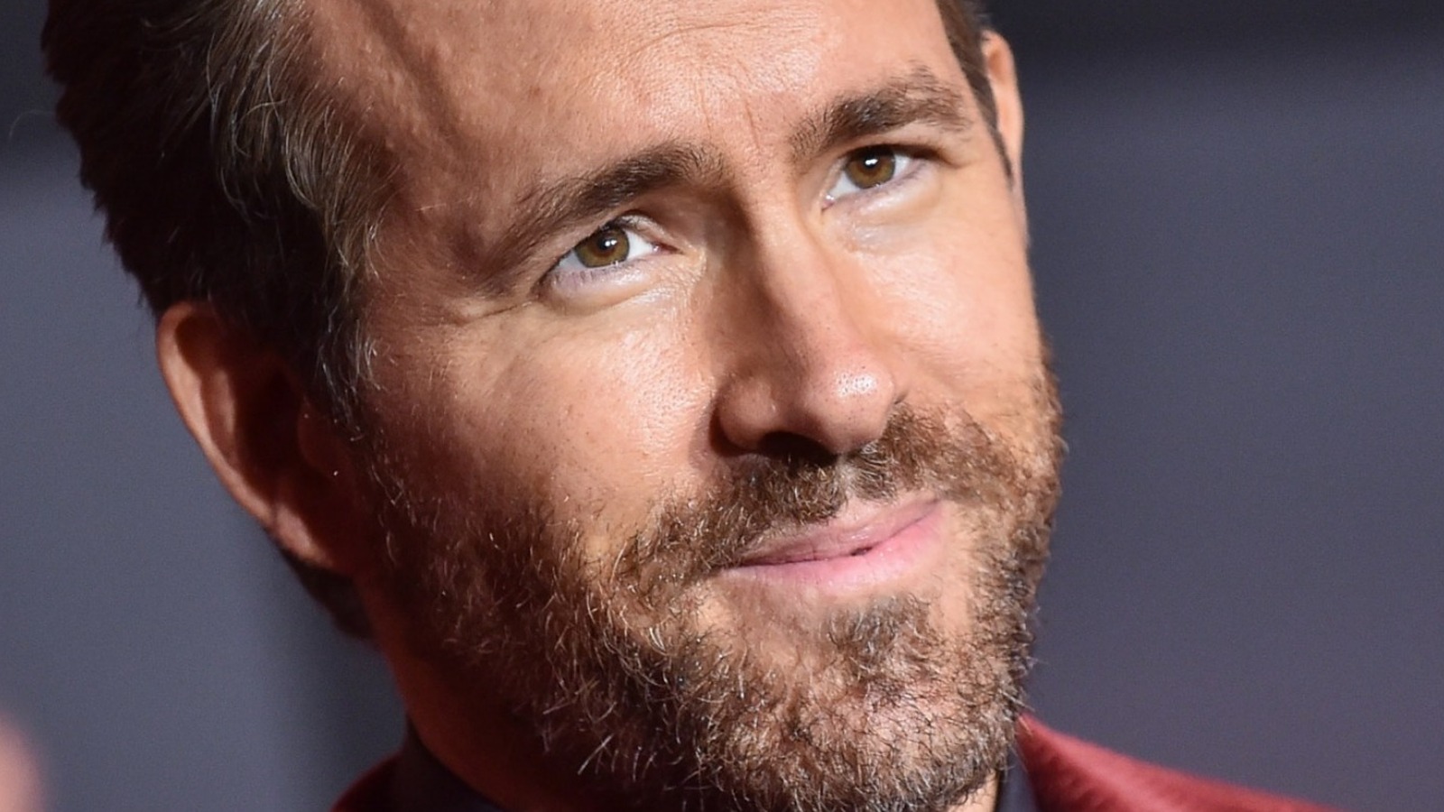 ryan reynolds, face, actor Wallpapers