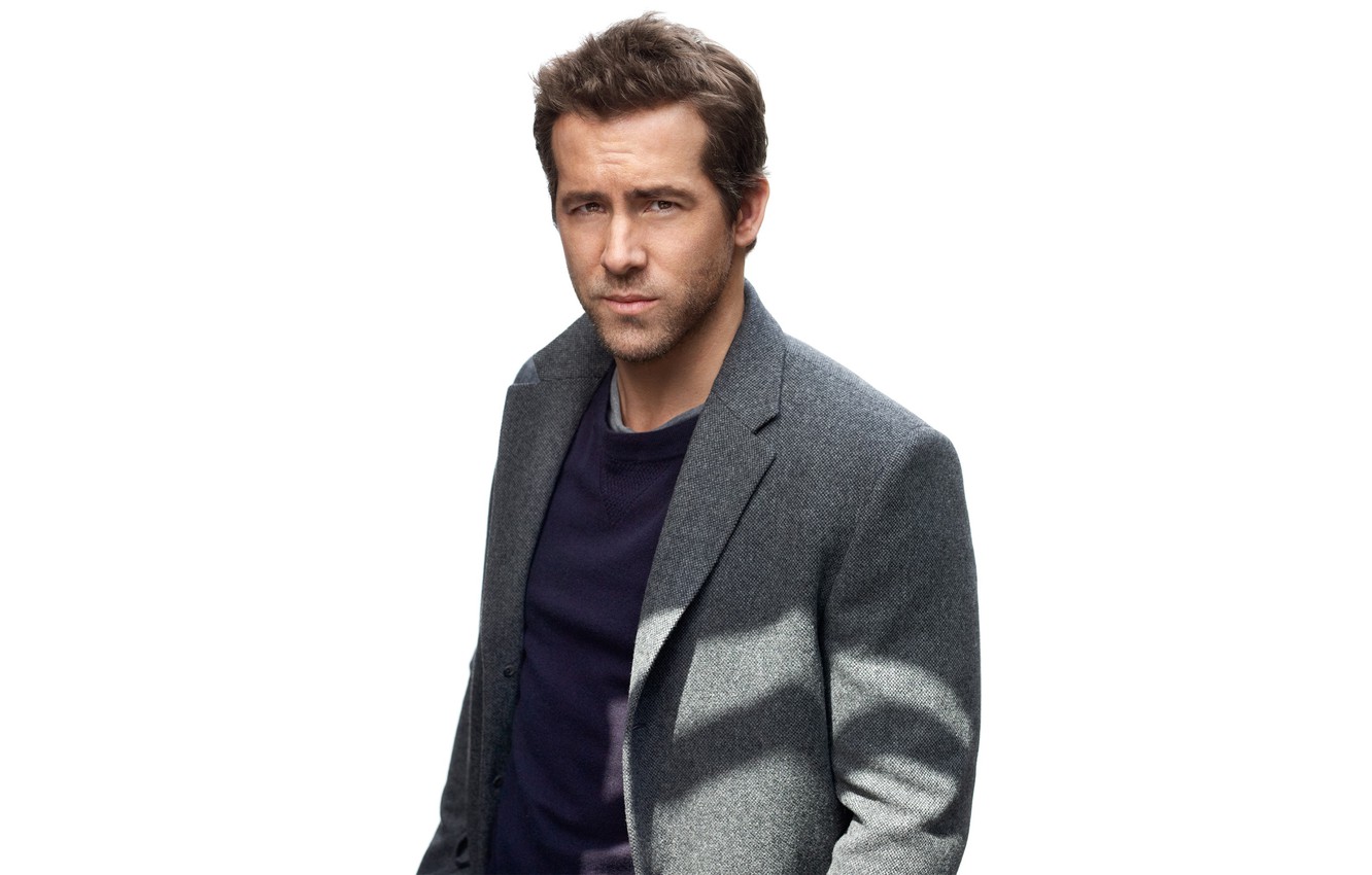 Ryan Reynolds Portrait Photoshoot Wallpapers