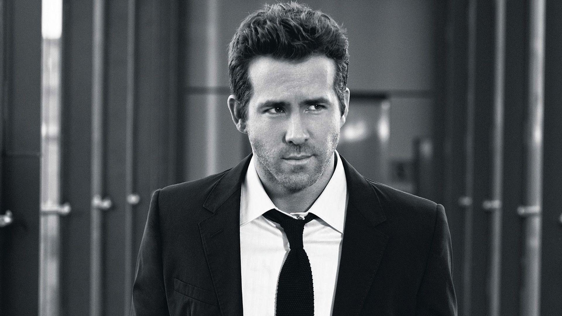 Ryan Reynolds Portrait Photoshoot Wallpapers