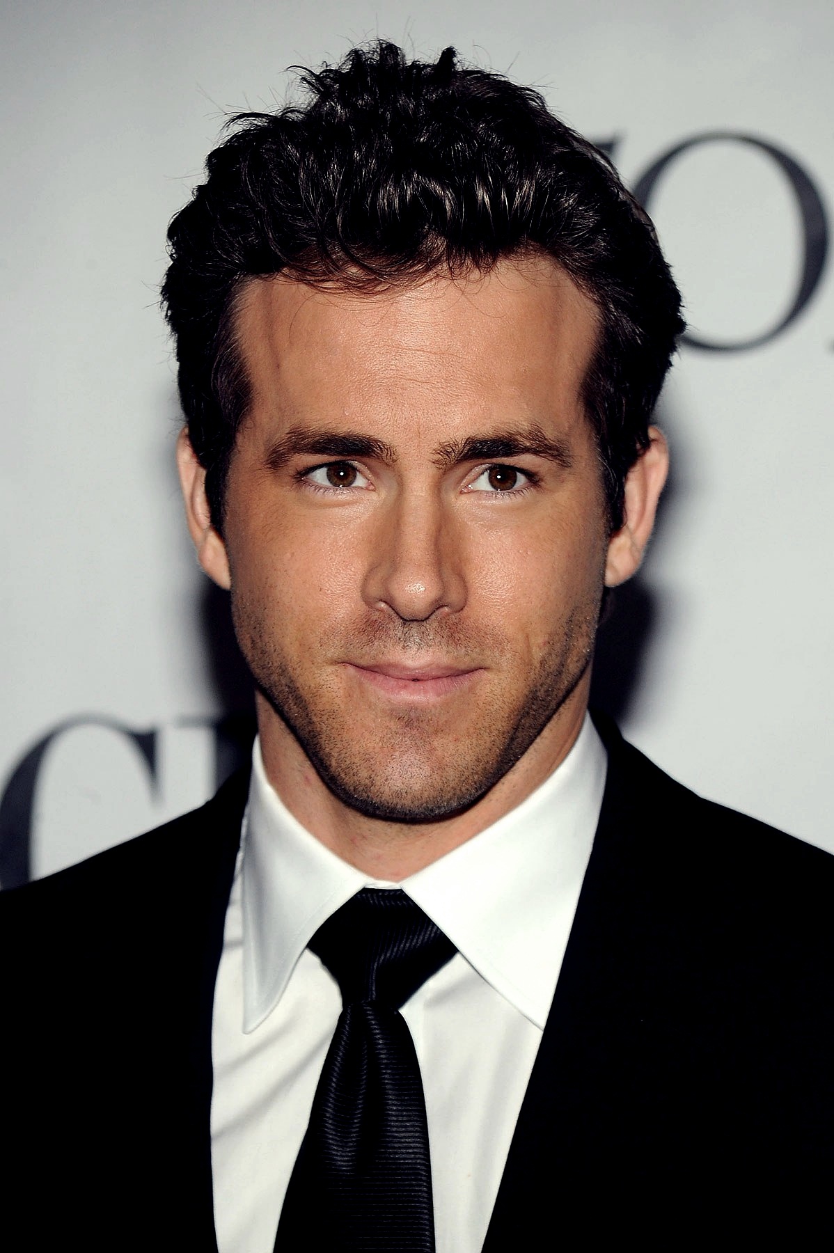 Ryan Reynolds Portrait Wallpapers