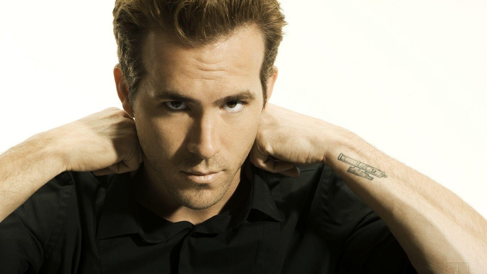 Ryan Reynolds Portrait Wallpapers