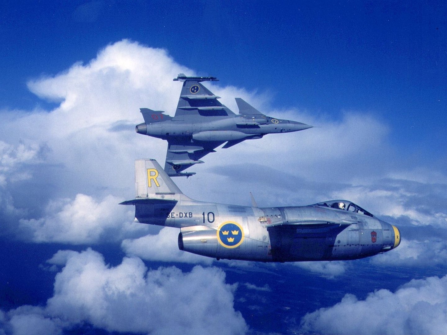 Saab 29 Tunnan Wallpapers