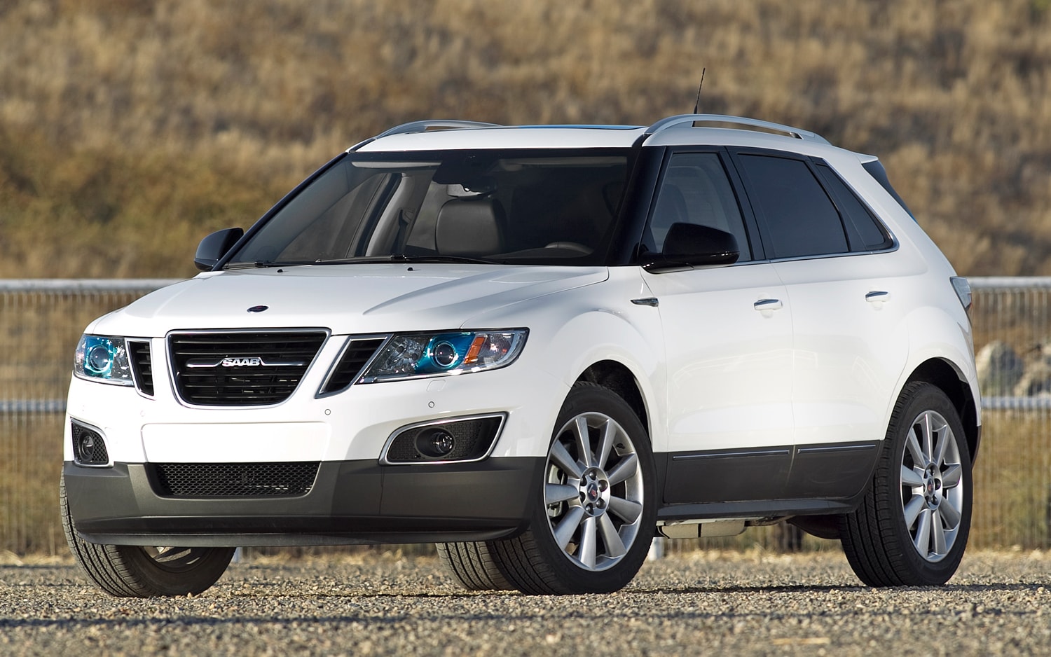 Saab 9-4X Wallpapers