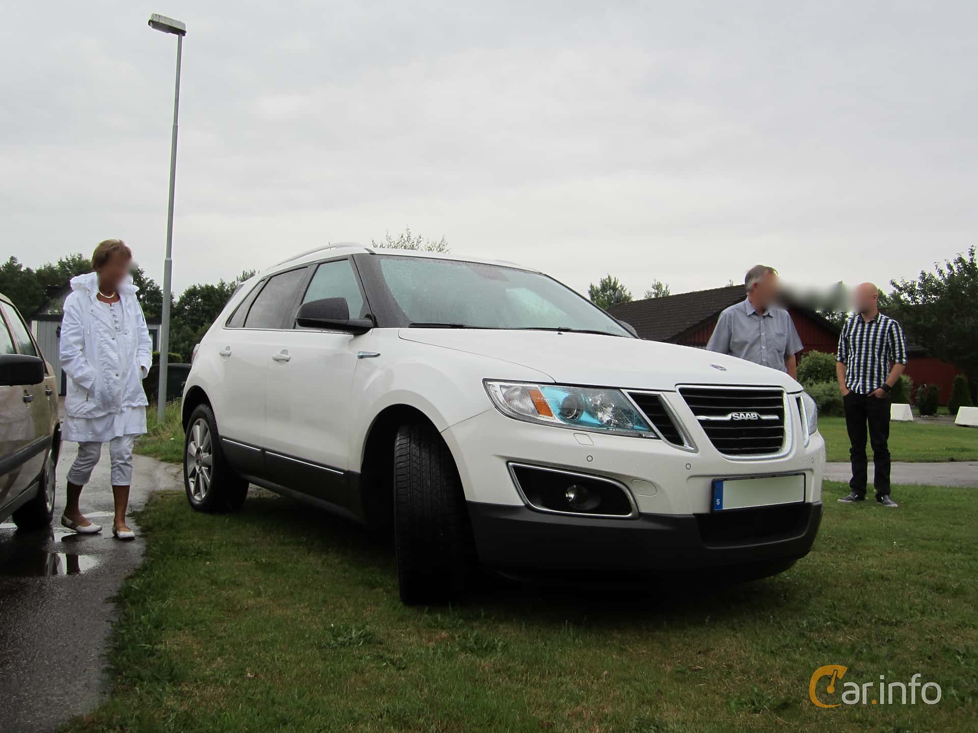 Saab 9-4X Wallpapers