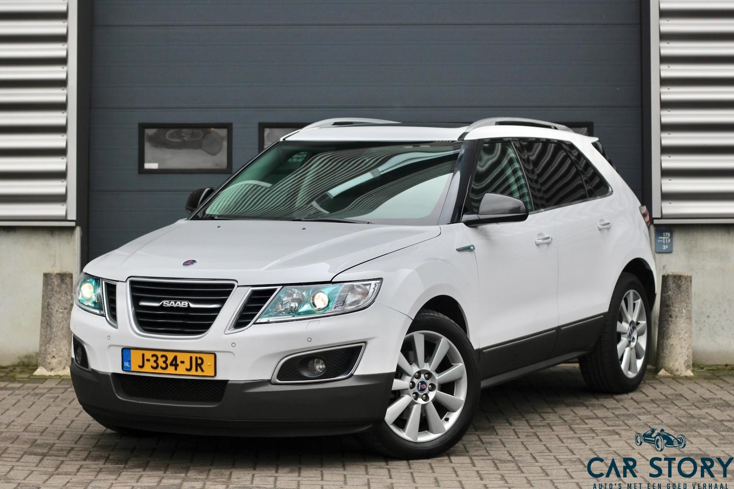 Saab 9-4X Wallpapers