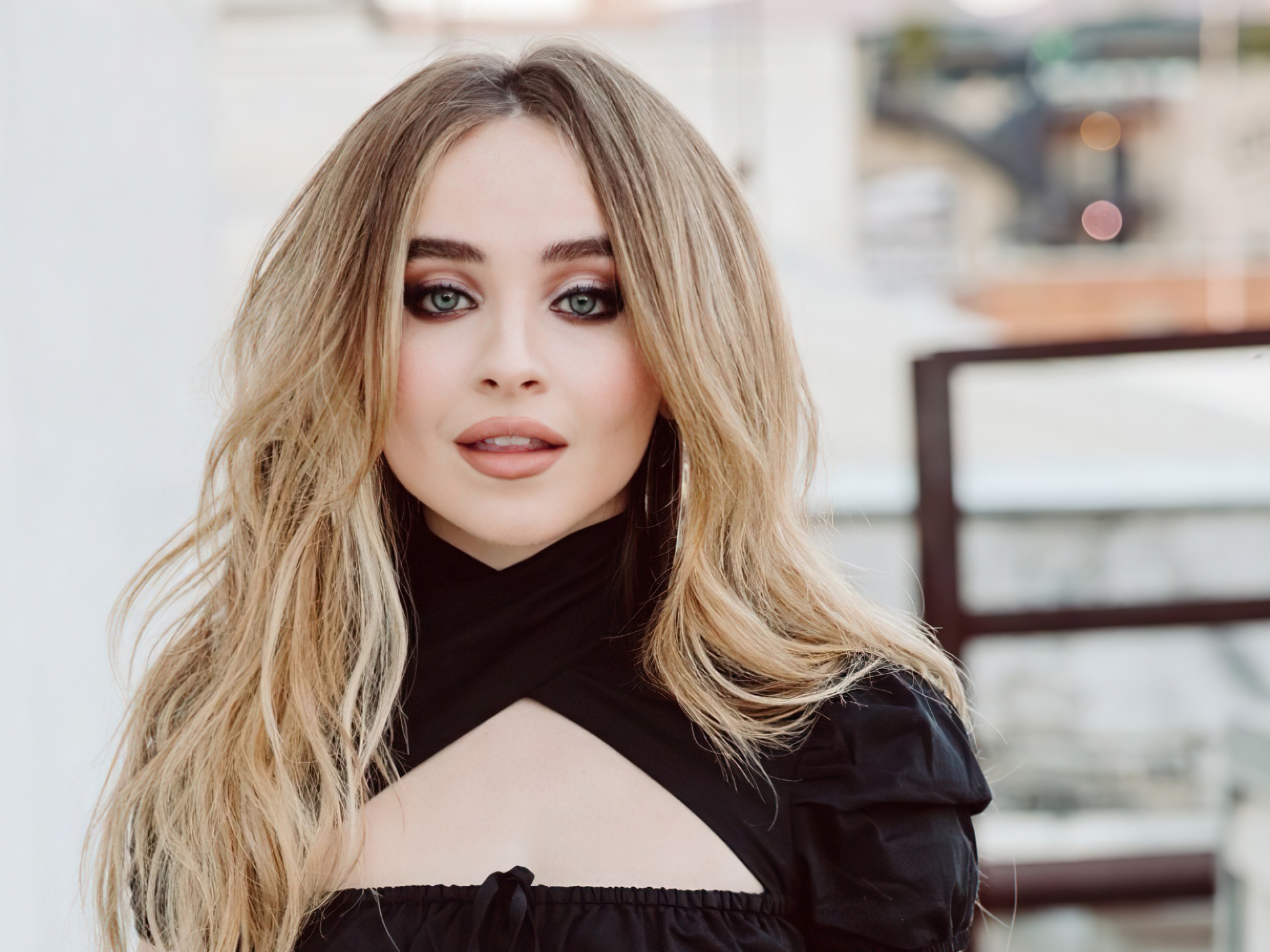 Sabrina Carpenter 2021 Wallpapers