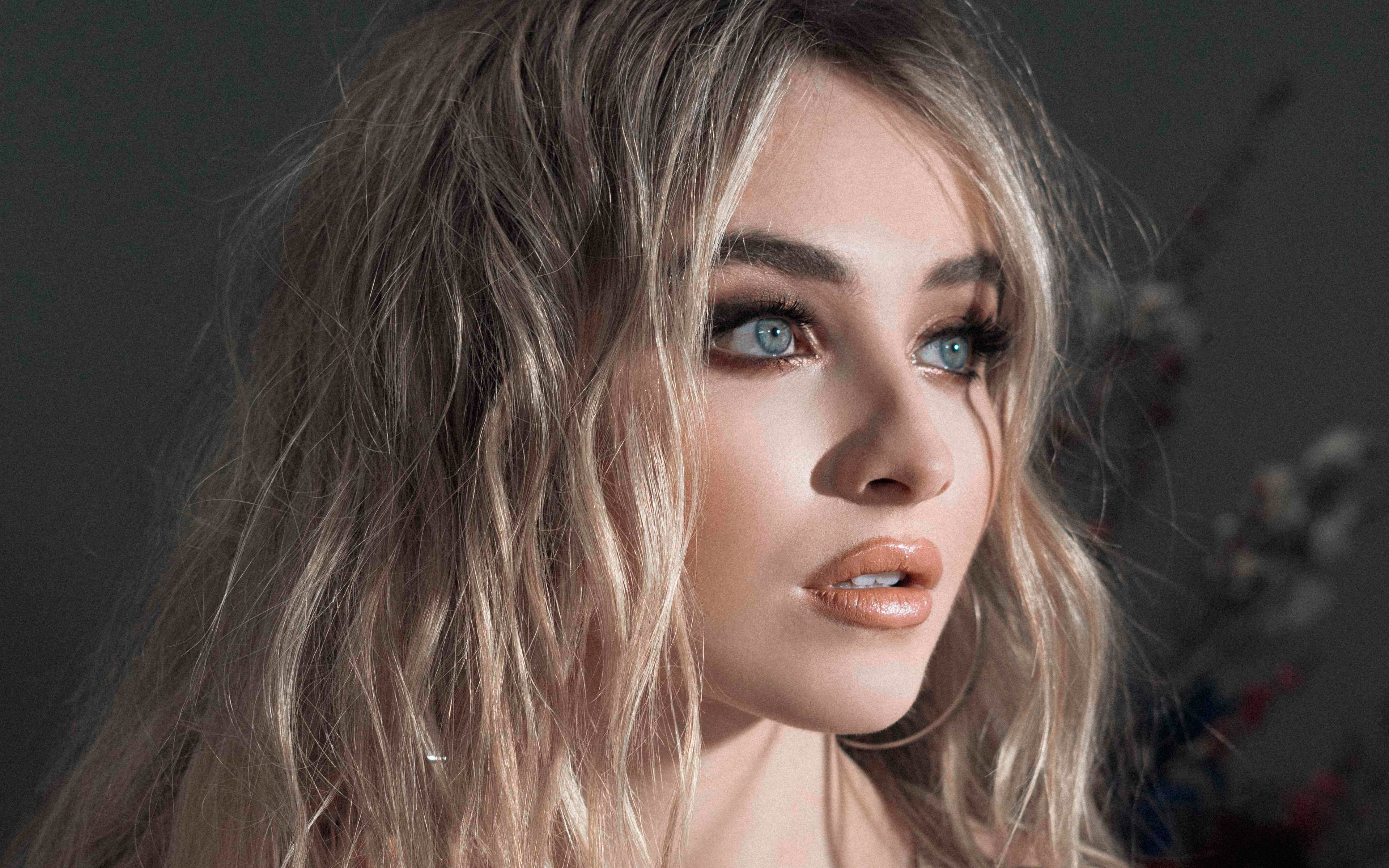 Sabrina Carpenter Beautiful Photoshoot Wallpapers